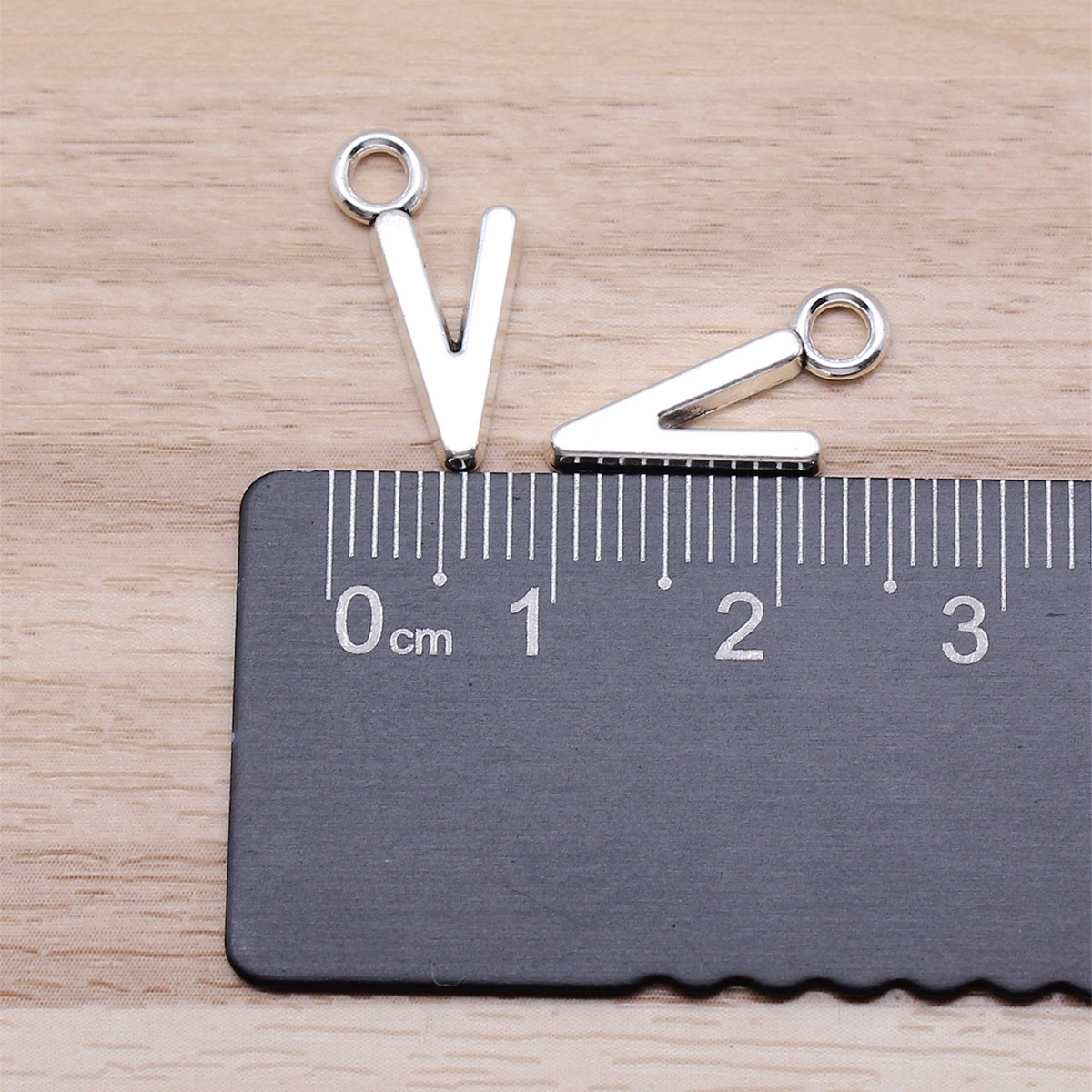 Antique Silver Letter Charm Nu - Vintage Fashion Jewelry Necklaces บทวิจารณ์และราคา