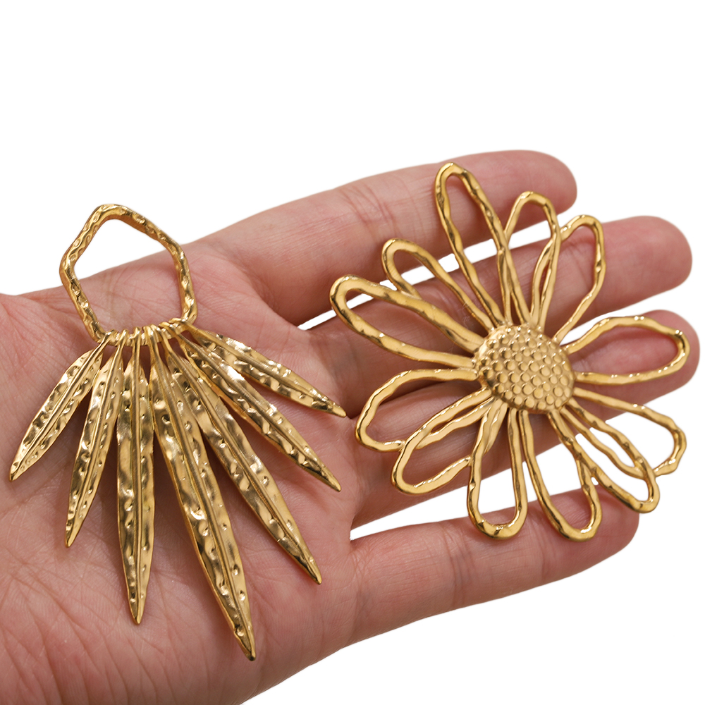 5pcs Stainless Steel Flower Ch - Vintage Fashion Jewelry Necklaces บทวิจารณ์และราคา