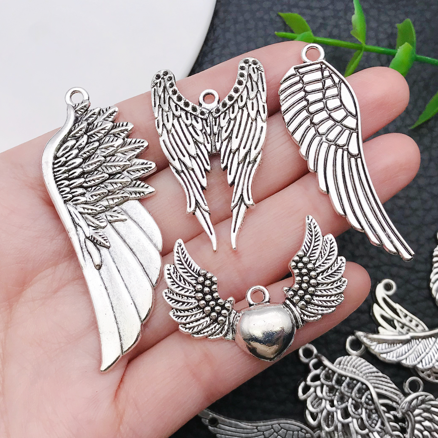 Angel Wing Charms, New 22/42 P - Vintage Fashion Jewelry Necklaces บทวิจารณ์และราคา